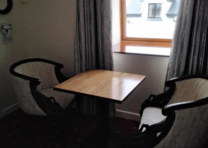 Lahiff'S Bay View Guest House